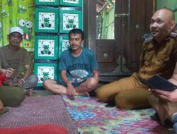 Camat Terusan Nunyai Kunjungan ke Rumah Keluarga Balita Penderita Jantung Bocor